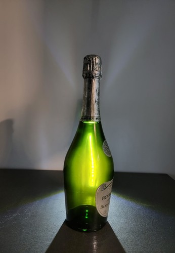 Perrier jouet champagne blason - perrier,
