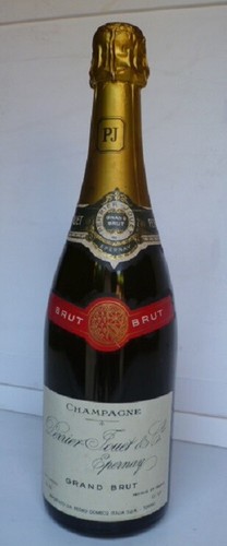 Champagne perrier jouet c - champagne,