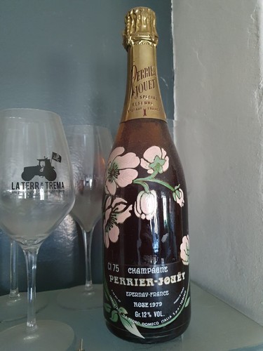 Champagne perrier jouet rose - champagne,