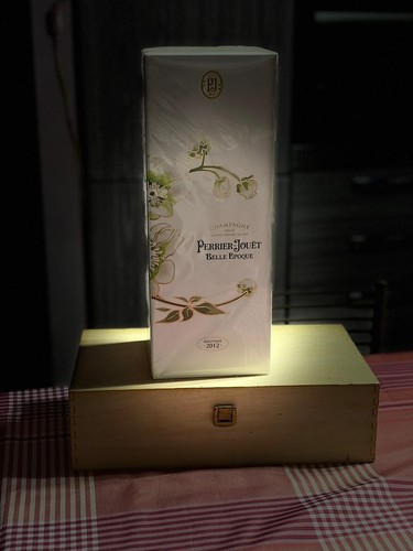 Perrier jouet champagne - jouet, 2012
